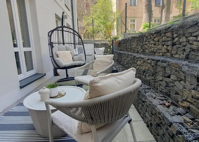 Fly_to_cracow_12 شقة